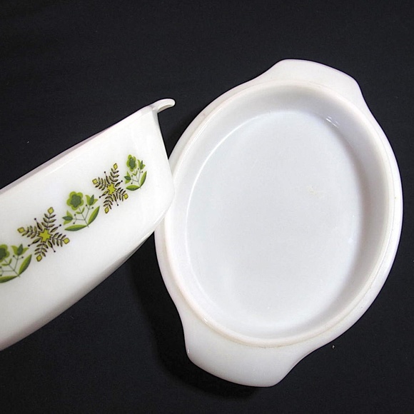 Anchor Hocking Fire King Casserole | pyrex kitchen bake Vintage decor cooking - Picture 3 of 6